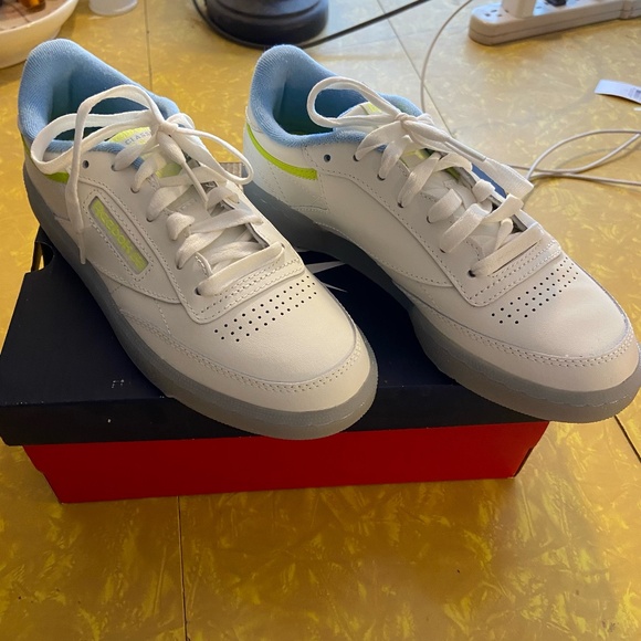 Reebok Women's Club C 85 - Picture 1 of 4